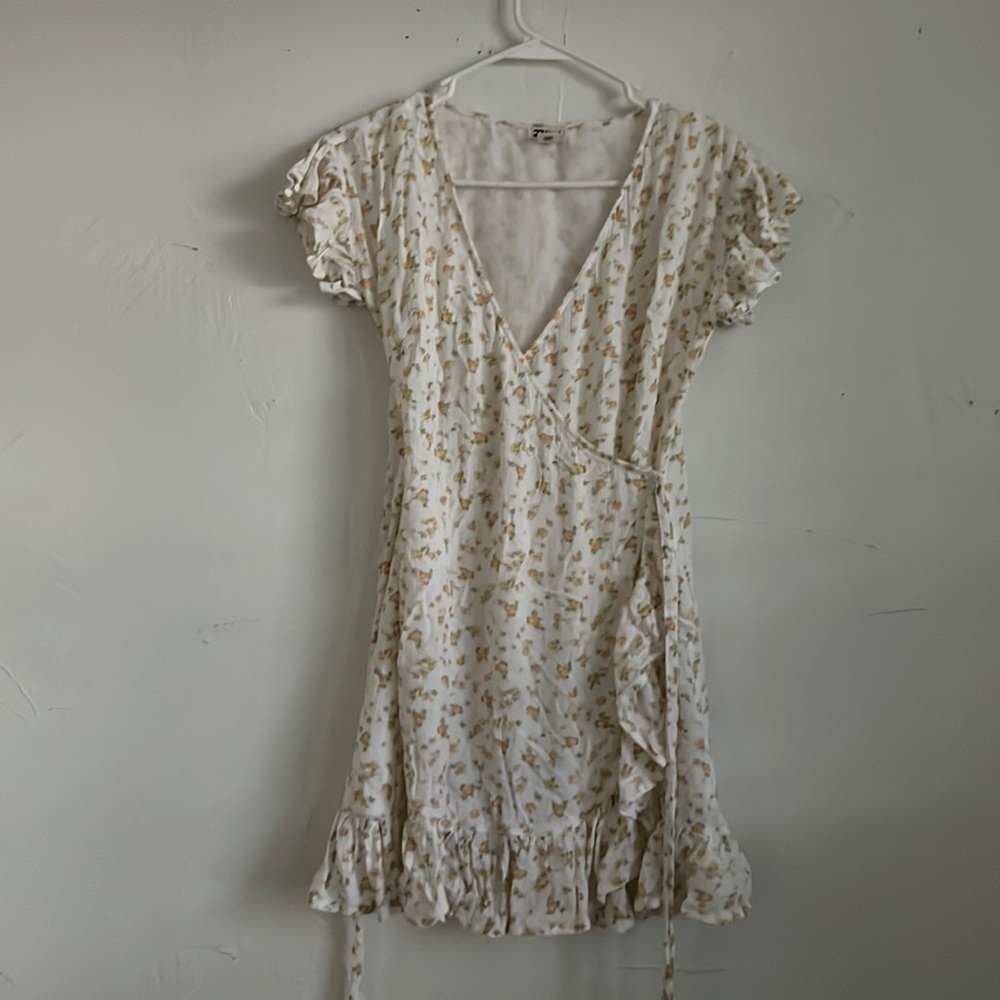 BILLABONG FLORAL WRAP DRESS